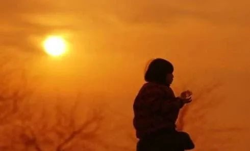 養(yǎng)育7年的女兒親子鑒定非親生，這位父親的做法讓人感動！