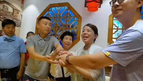 父母該不該和孩子做親子鑒定？看完或許會(huì)改變你的家庭親子關(guān)系！