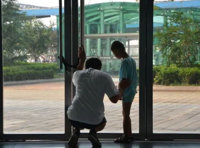 親子鑒定解開妻子未知之謎，還原事實(shí)真相